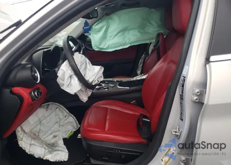 2021 Alfa Romeo Giulia Ti из США, поврежденный, VIN ZARFANBN5M7641791